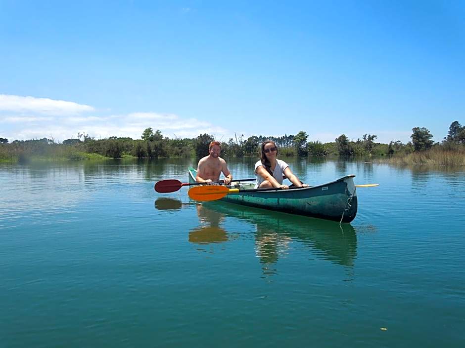 Bazils hostel & Surf School