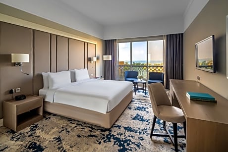 Interconnecting Family Suite with Garden View