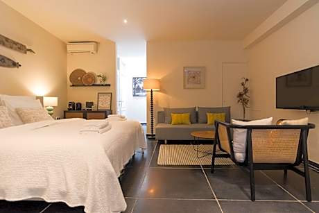 Triple Room with Bath