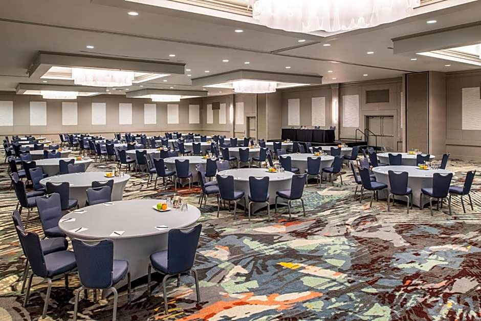 Crowne Plaza Cabana Hotel By IHG