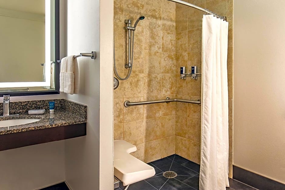 Four Points by Sheraton Kalamazoo