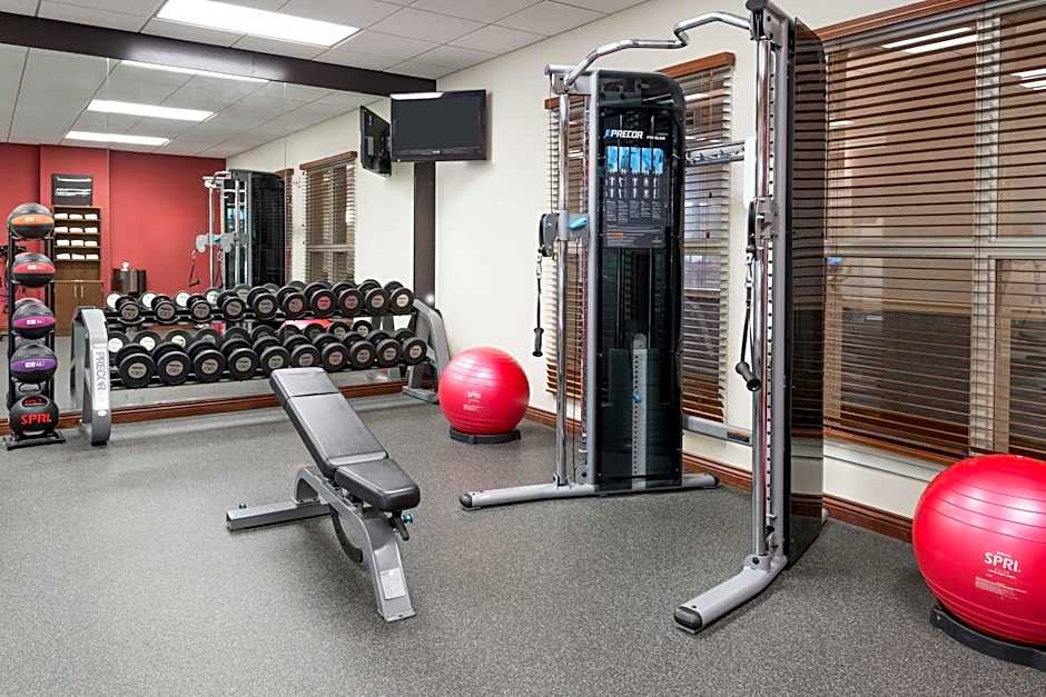 Homewood Suites By Hilton Cleveland / Beachwood