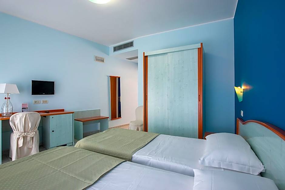 Atlantis Palace Hotel