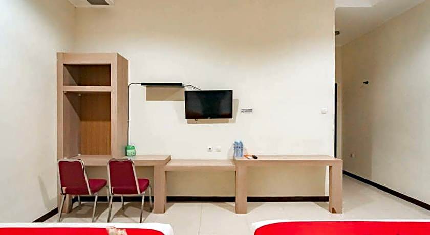 RedDoorz near Lembang Park & Zoo 2