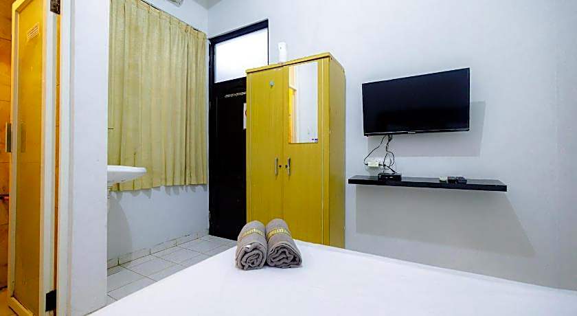 OYO 485 Marcello Residence