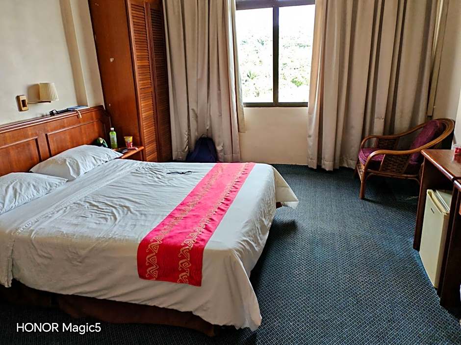 Pacific Orient Hotel