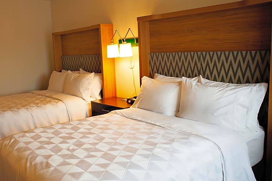 Holiday Inn - Salem by IHG