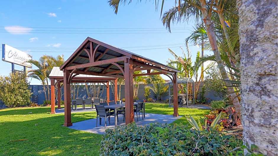 Almare Tourist Motel