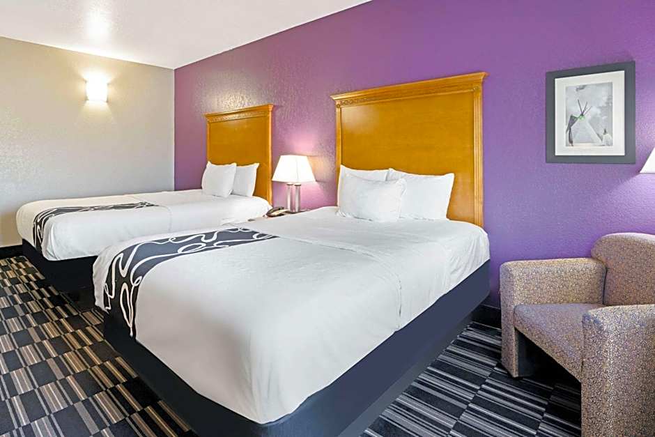 La Quinta Inn & Suites by Wyndham Ada