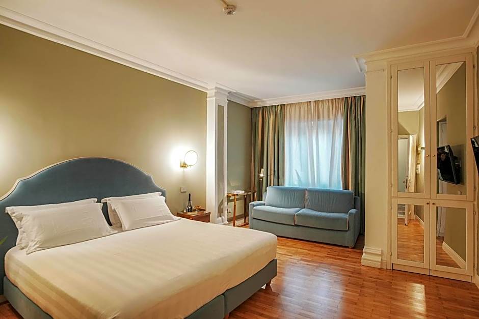 Hotel City