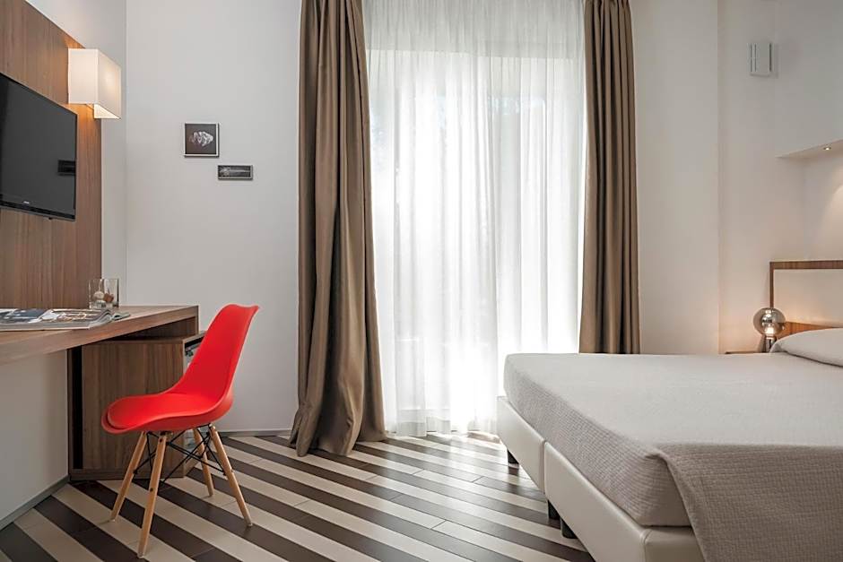 Dan Hotel