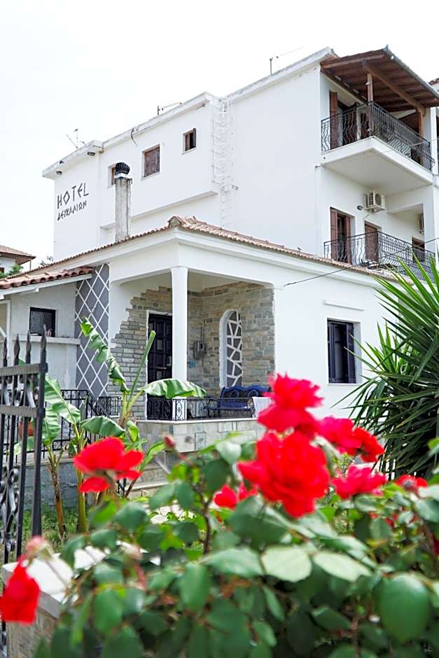 Hotel Defkalion