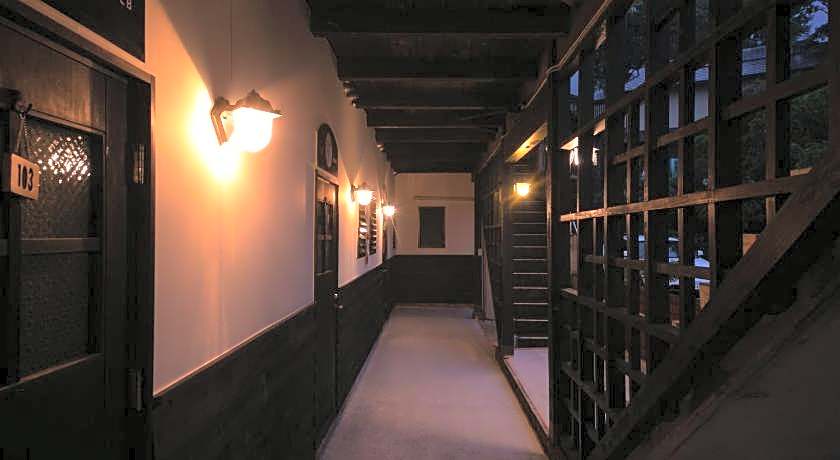 Yufuin Bath Satoyamasafu