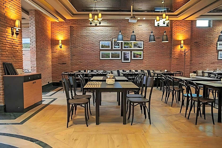 Orbi Palace Hotel Official