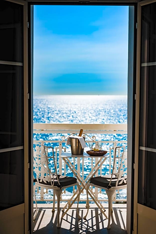 Grand Hotel Des Sablettes Plage, Curio Collection By Hilton