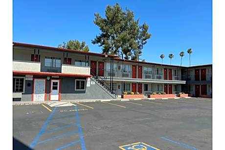 Heritage Inn