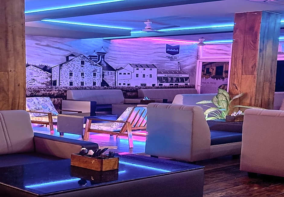 Le Chateau - A Heritage Boutique Hotel