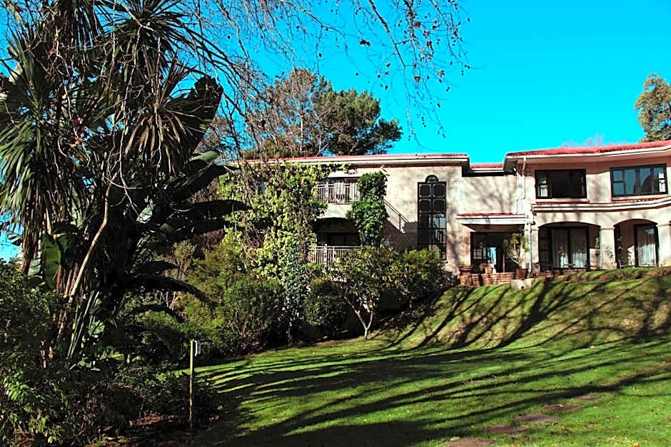 Southern Light Country House