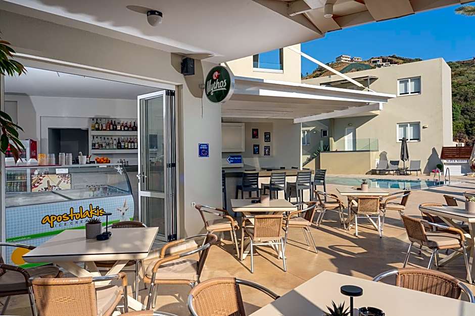 Blue Horizon Apartments