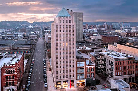 The Kelly Birmingham, Tapestry Collection by Hilton