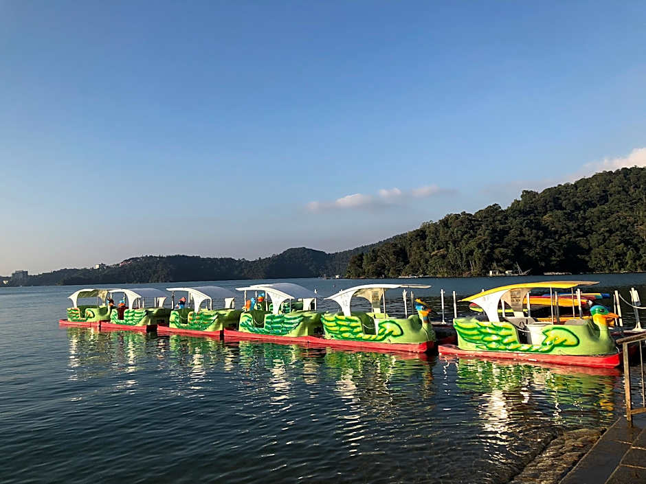 The Crystal Inn Sun Moon Lake