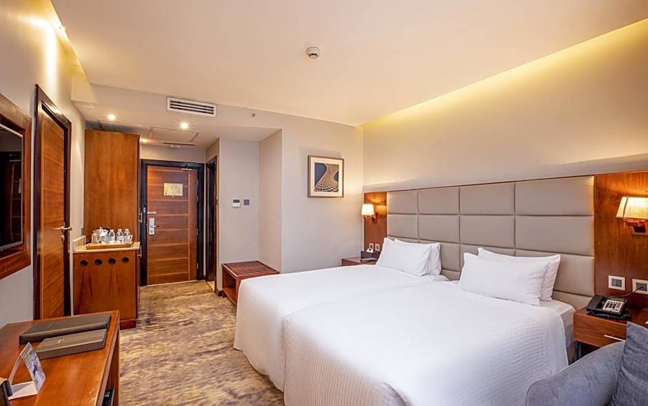 Golden Tulip Canaan Kampala