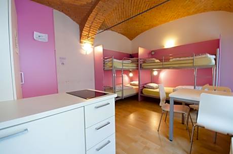 Bed in 4-Bed Dormitory Room