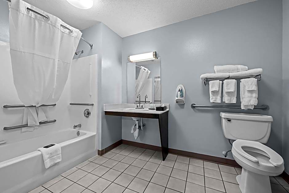 Baymont by Wyndham Tuscaloosa