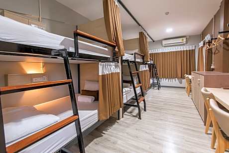 1 Person in 6-Bed Dormitory - Male Only