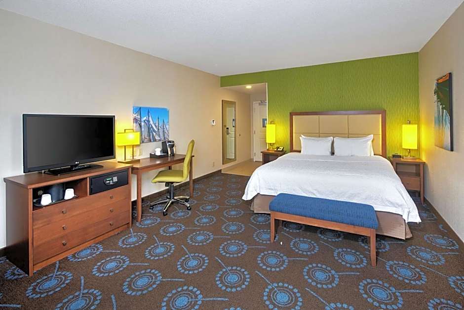 Hampton Halifax Downtown