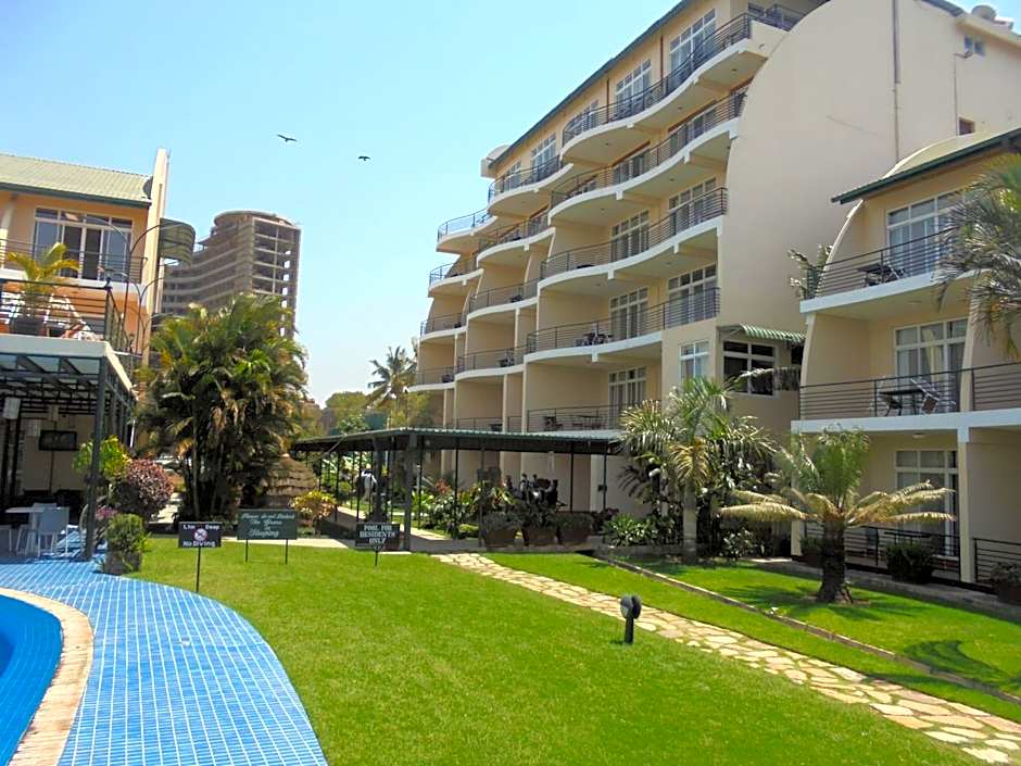 Ryan's Bay Hotel