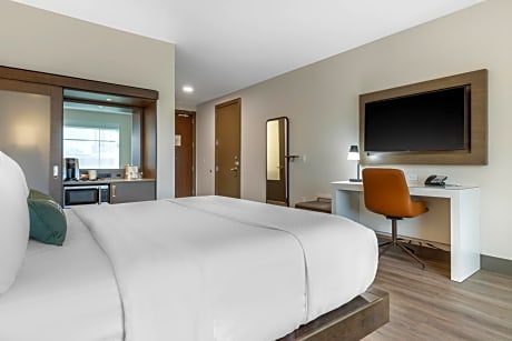 King Room - Accessible/Non-Smoking