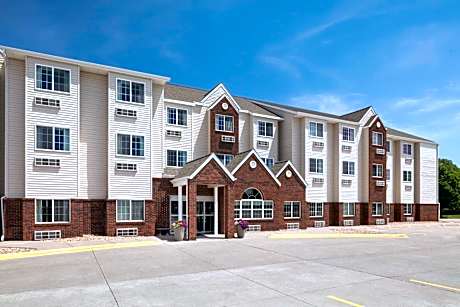 Microtel Inn & Suites by Wyndham Kearney