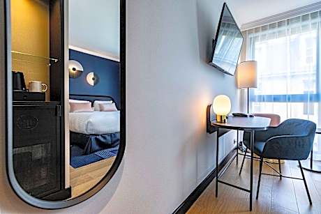 1 Queen Bed  Non-Smoking Superior Room
