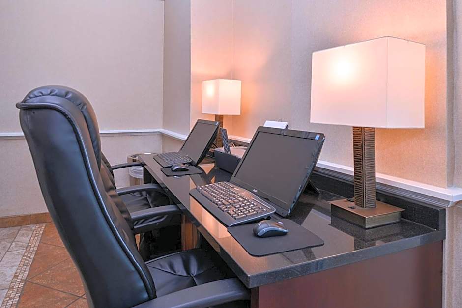 Best Western Plus Frontier Inn