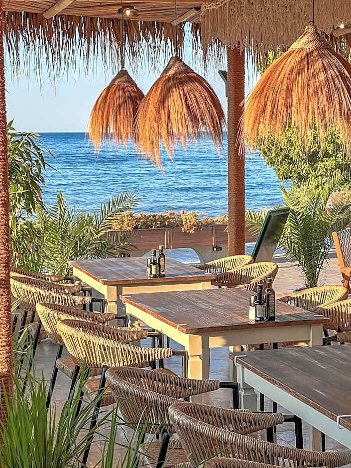 Maria Palace Complex