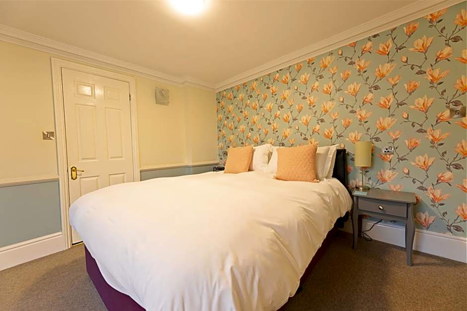 Woodlands Lodge Hotel