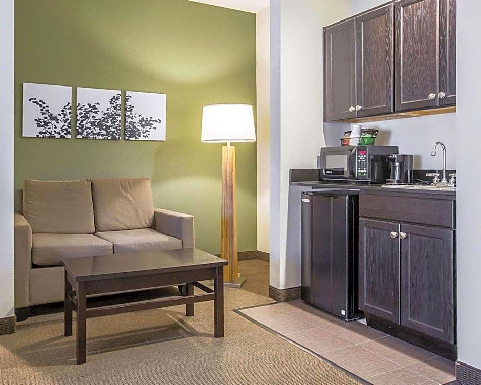 Sleep Inn & Suites Queensbury - Lake George