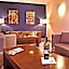 Hotel B99