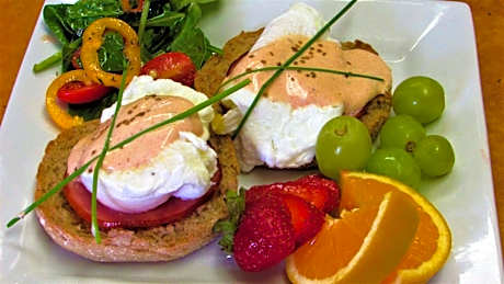 Queen Room with Mountain View - 2