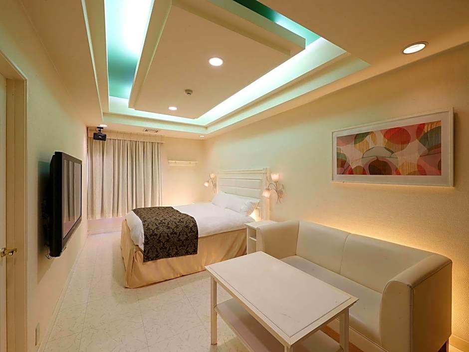 Hotel Fine Garden Suzuka - Free Parking