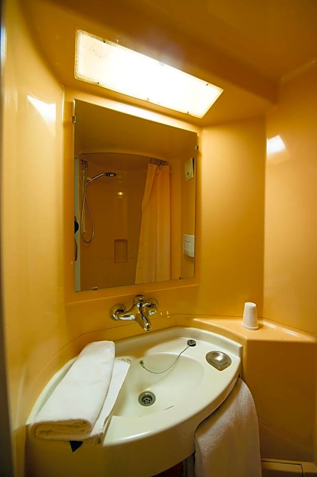 Premiere Classe Orleans Ouest La Chapelle St Mesmin Hotel