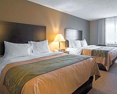 Queen Room with Two Queen Beds - Non-Smoking