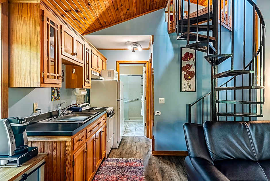The Woods Cabins