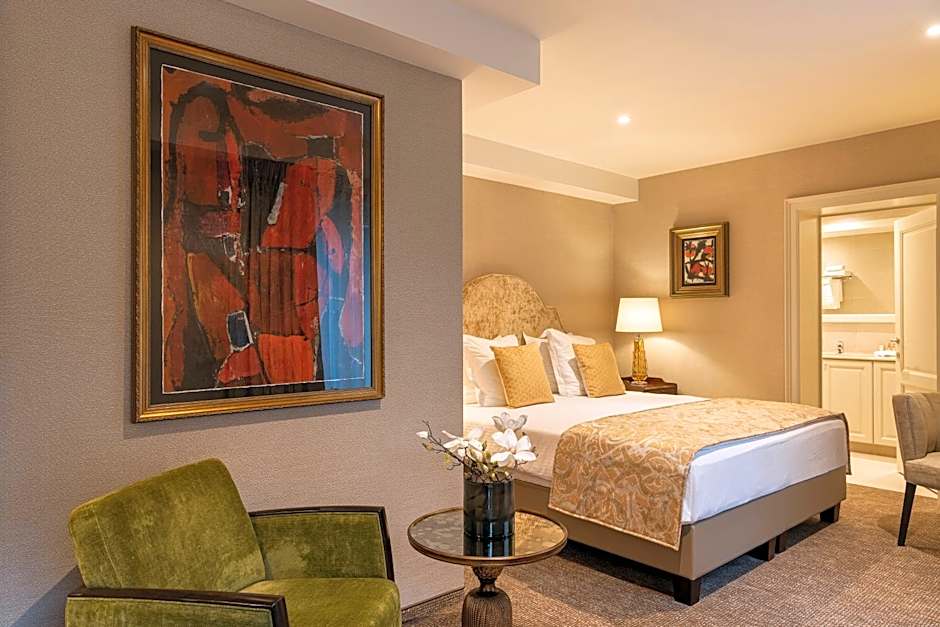 Dukes Palace Residence