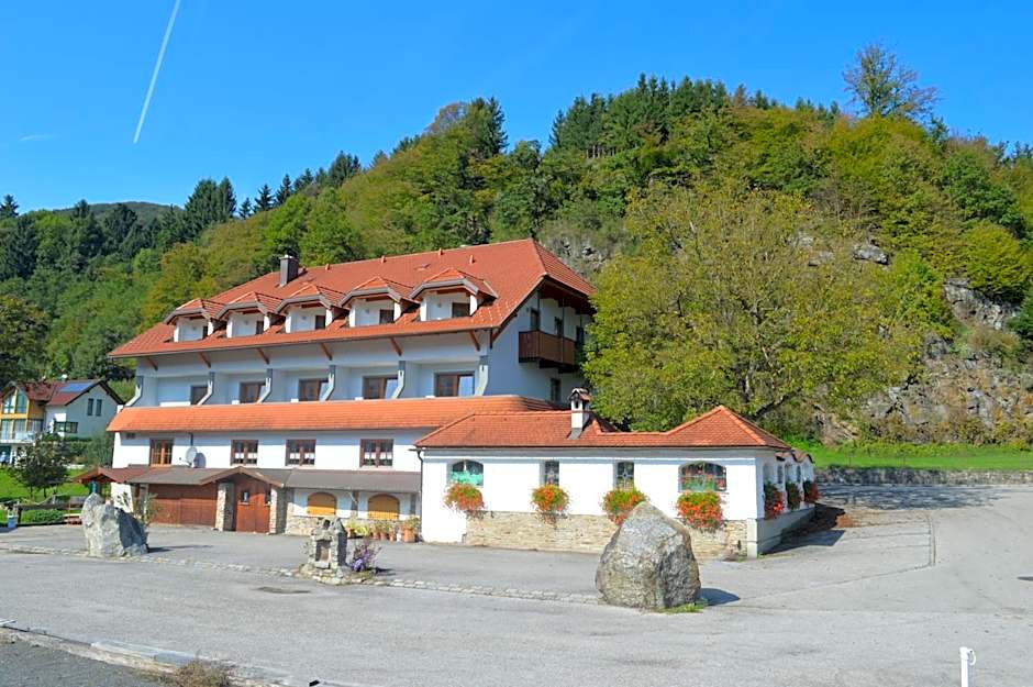 PENSION Hinterleithner