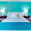 Howard Johnson by Wyndham Virginia Beach At The Beach