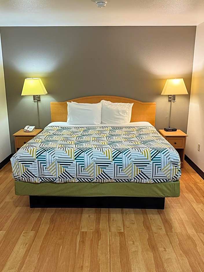 Blue Bonnet Suites -Lubbock, TX - Medical Center