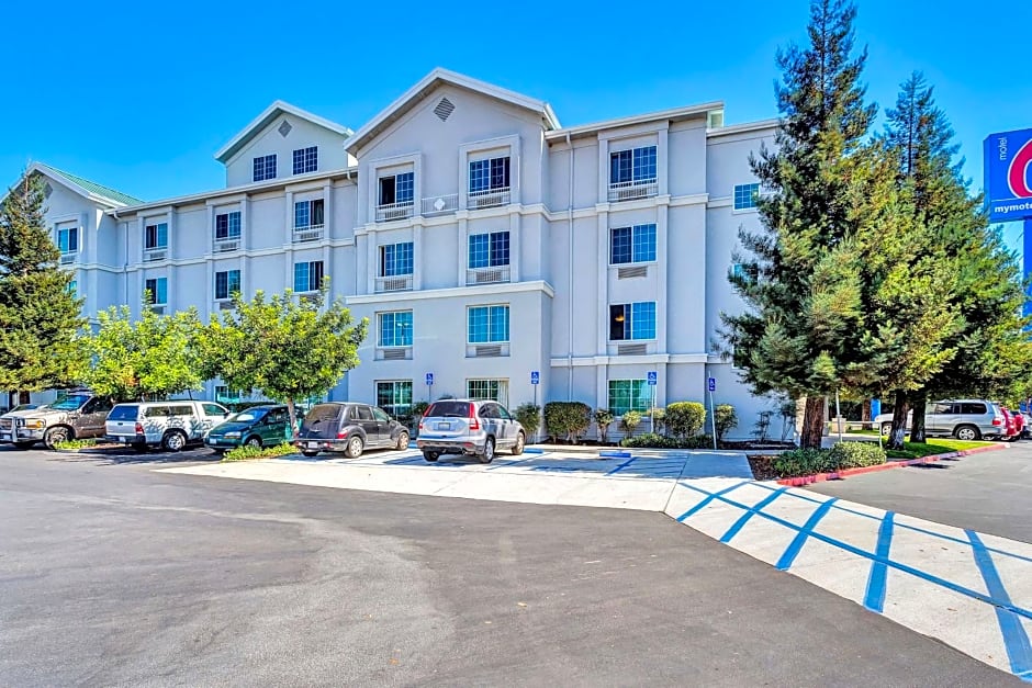 Motel 6 San Francisco - Redwood City