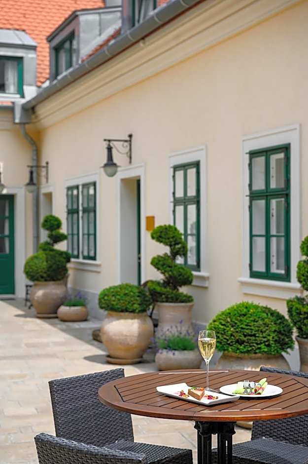 Maison Bistro & Hotel